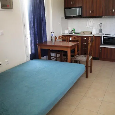 Nice Studio Close To The Beach * Νικήτη