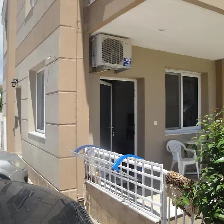 Διαμέρισμα Nice Studio Close To The Beach